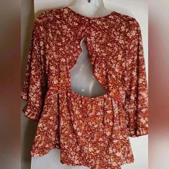 2/$30 Lady's willow root Cottagecore Feminine Summer blouse- (#612) - Picture 3 of 6